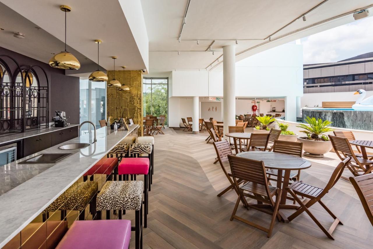 Hotel Sky Sandton 요하네스버그 외부 사진