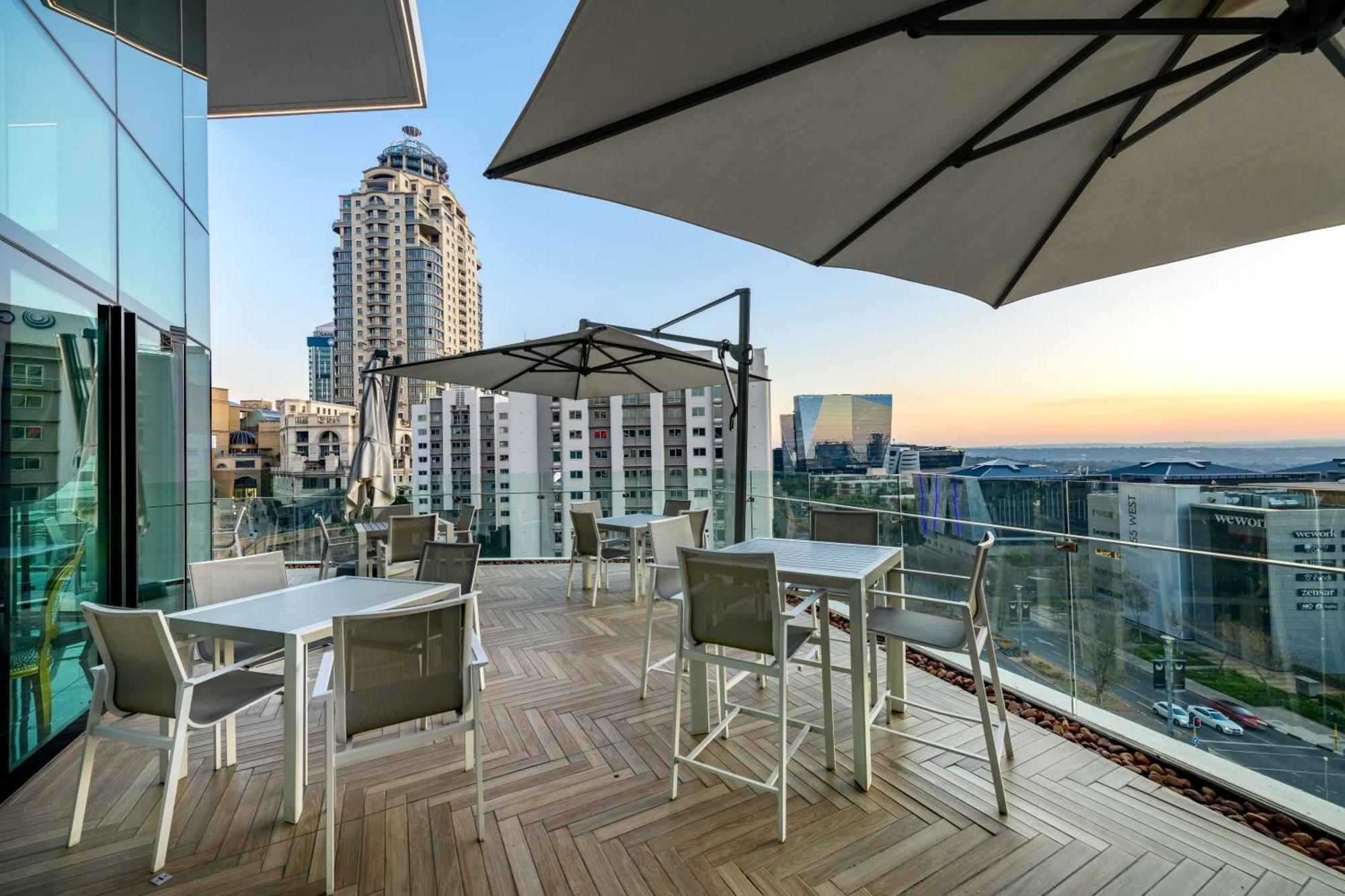Hotel Sky Sandton 요하네스버그 외부 사진